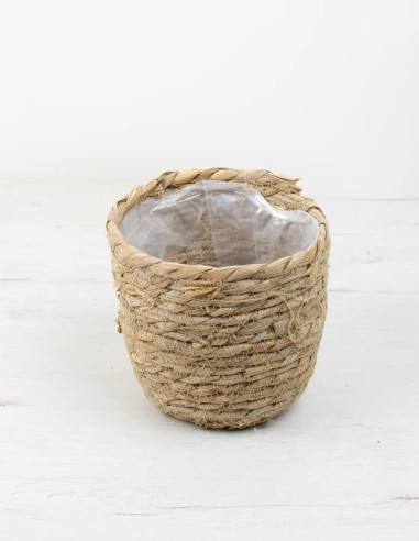 Cubremacetas en Cuerda Cattai: Dale un Toque Bohemio a tus Plantas